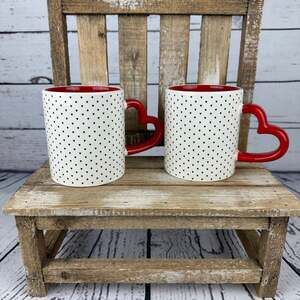 ❤️ Valentine’s Day Heart Handle Mug Set – Black & White Polka Dot Coffee Cups